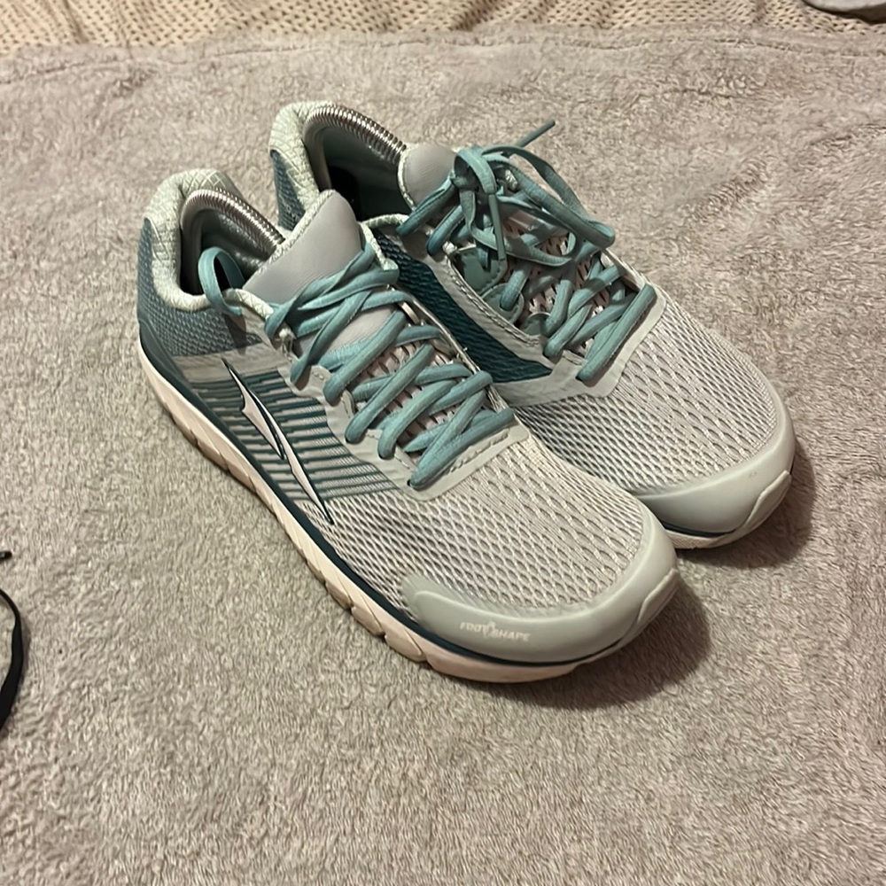 Altra Provision 4 Athletic Running Shoes Blue White Womens Size 9